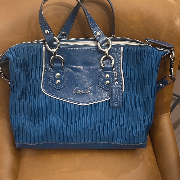 Coach Teal Women's Bag - Picture 1 of 1